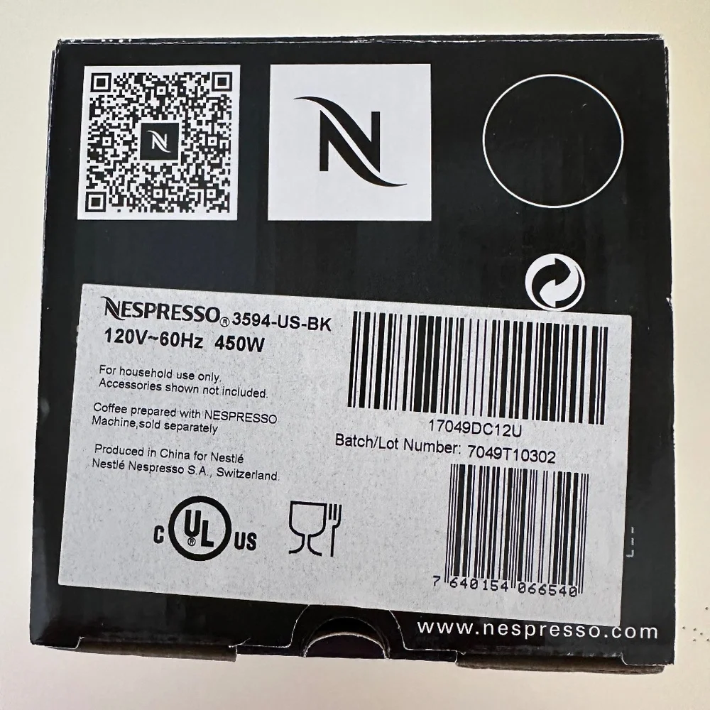 NESPRESSO Aeroccino3 Milk Frother - NEW Never Opened - Picture 2 of 2